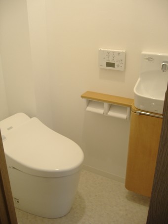 TOTO　ネオレスト/自動水栓手洗器に交換